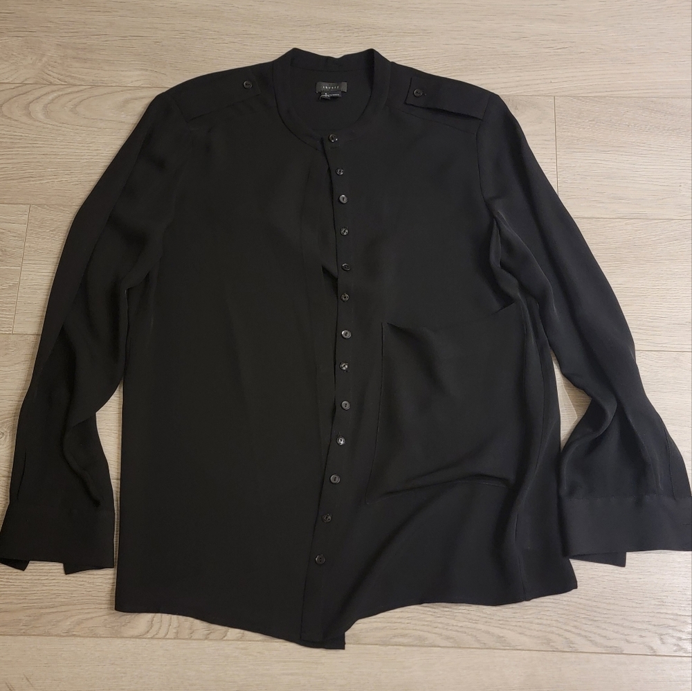 LIKE NEW - Theory black 100% silk blouse size small